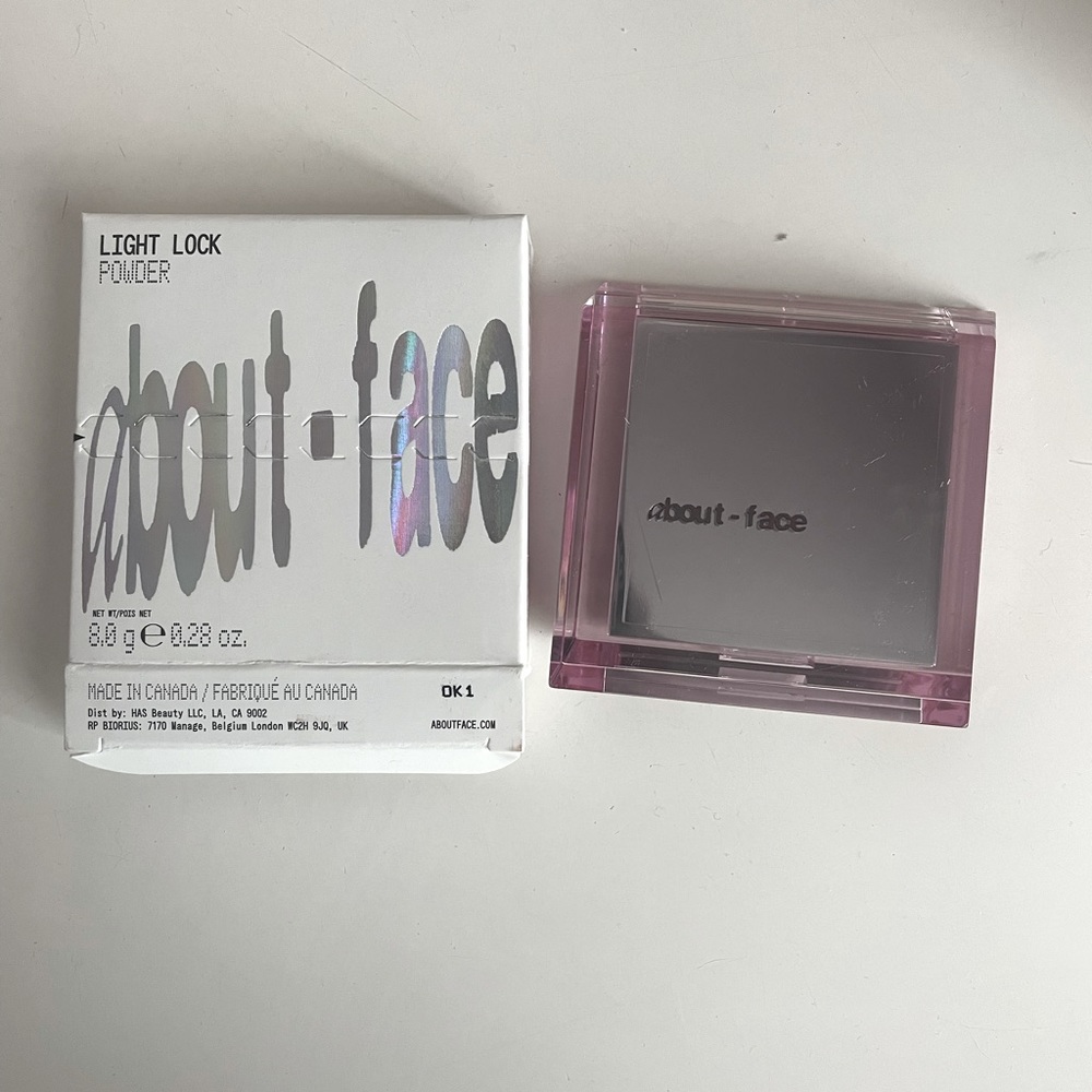 New About Face Light Lock Powder in Lightspun
